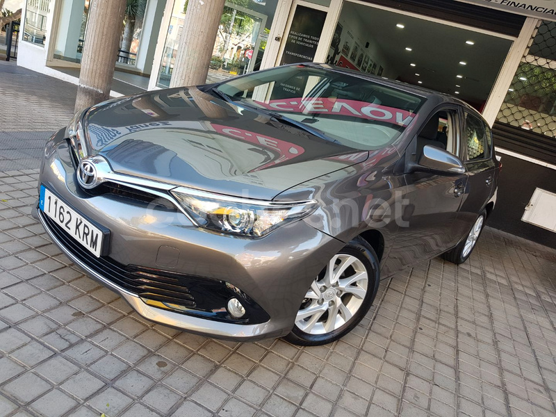 TOYOTA Auris 1.2 120T Active Business Plus