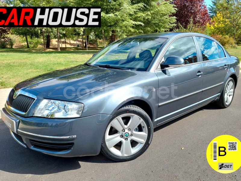 SKODA Superb 2.0 TDI PD 140cv DPF Exclusive 5p.