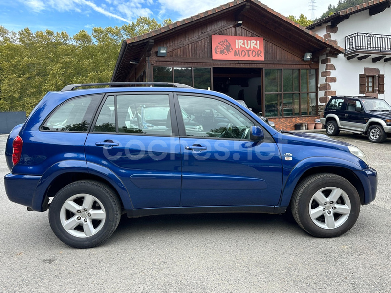 TOYOTA Rav4 2.0 D4D Sol 4X4