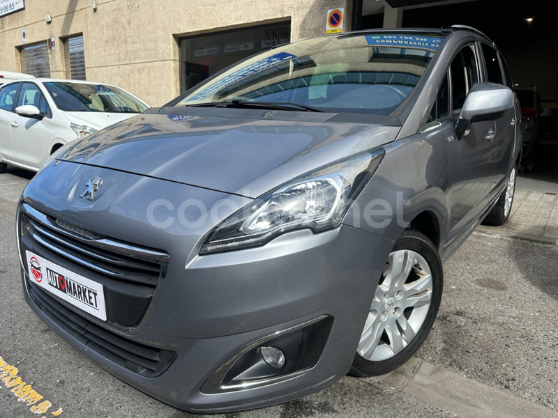 PEUGEOT 5008 Allure 1.6 BlueHDi 120 FAP 5p.