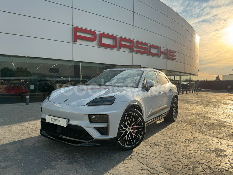 PORSCHE Macan Turbo 5p.