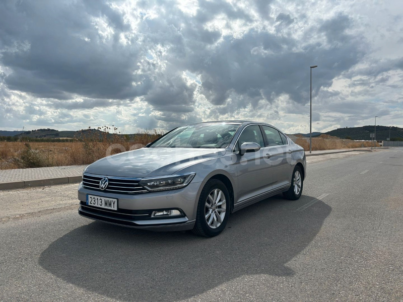 VOLKSWAGEN Passat Executive 2.0 TDI DSG