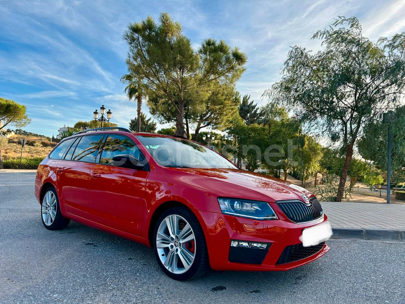 SKODA Octavia Combi 2.0 TDI CR 184cv DSG RS 5p.