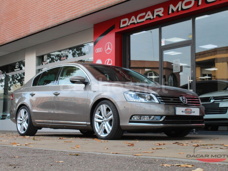 VOLKSWAGEN Passat 2.0 TSI DSG Highline