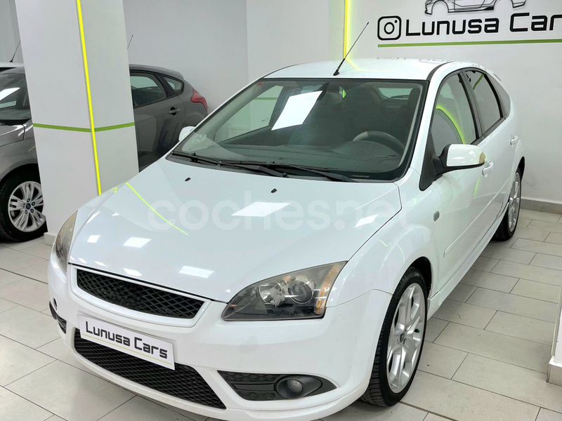 FORD Focus 2.0 TDCi 136 Powershift Titanium