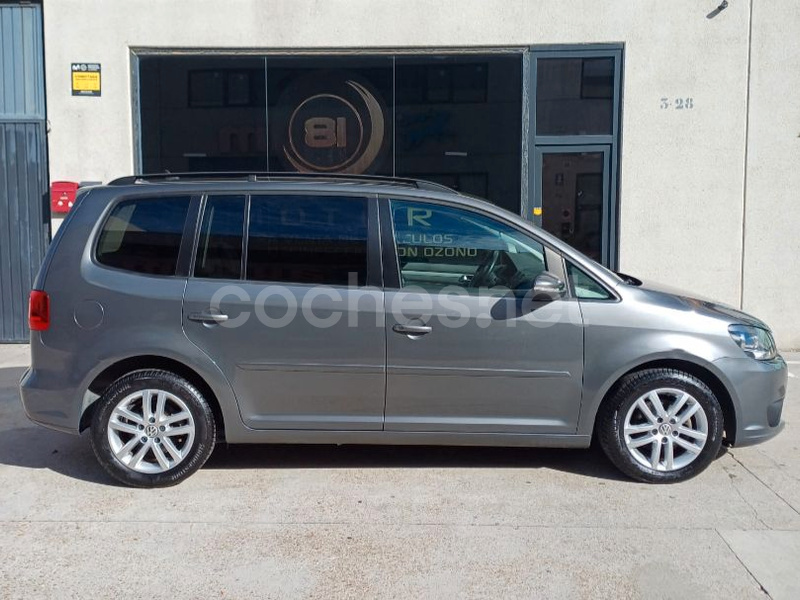 VOLKSWAGEN Touran 1.6 TDI Advance Bluemotion Tech