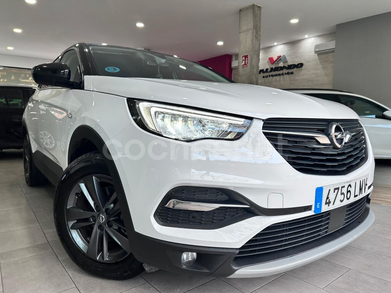 OPEL Grandland X 1.2 Turbo Design Tech