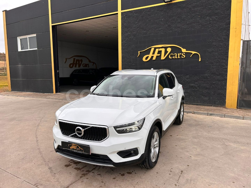 VOLVO XC40 2.0 D3 AWD