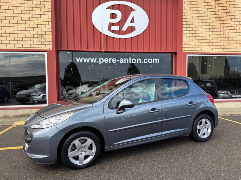 PEUGEOT 207 Confort 1.4 VTi 16v 95