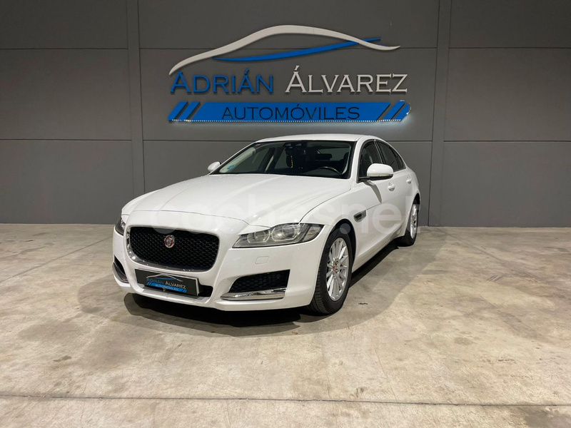 JAGUAR XF 2.0D Pure