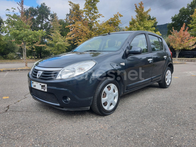 DACIA Sandero Laureate 1.2 16v 75cv 5p.