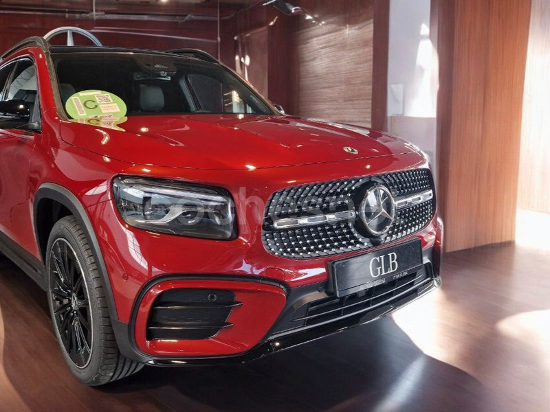 MERCEDES-BENZ GLB GLB 200 d