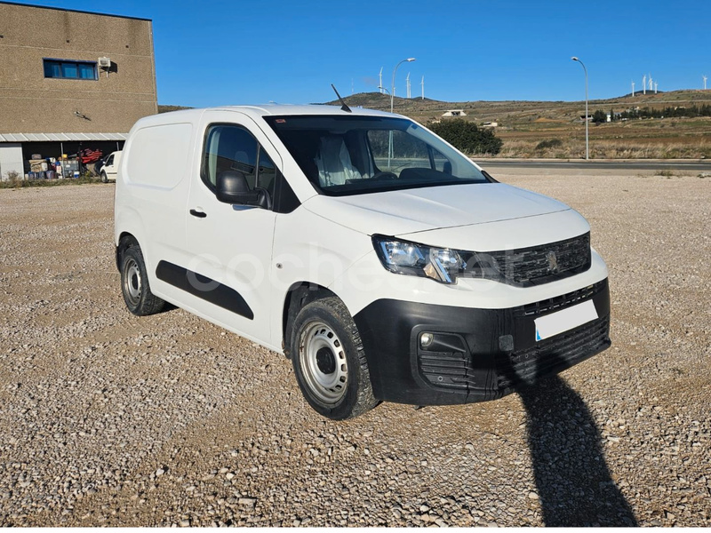 PEUGEOT Partner Pro Standard 600kg BlueHDi