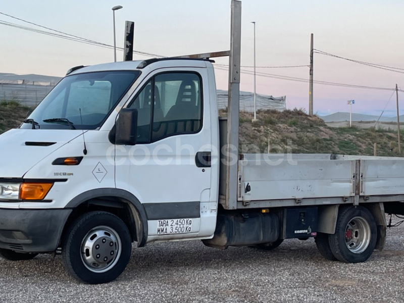 IVECO Daily 35 C 12 39501900 RD 4p.