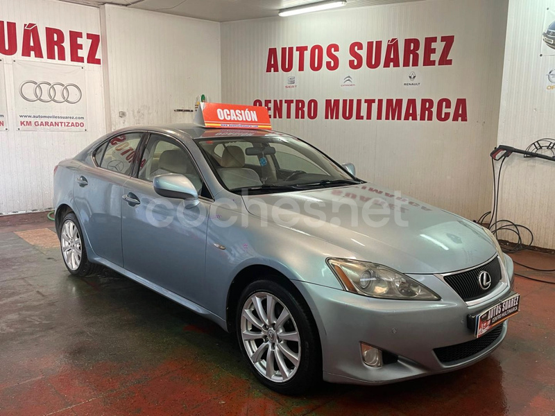 LEXUS IS 220d Luxury