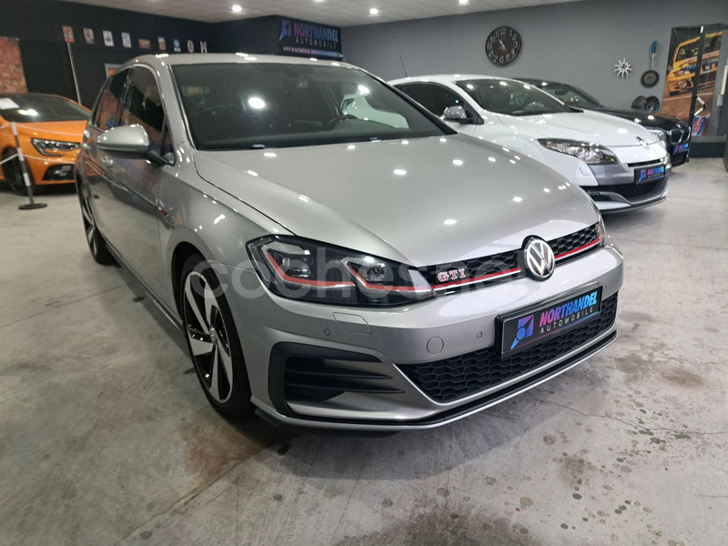 VOLKSWAGEN Golf GTI Performance 2.0 TSI 180kW245CV DSG