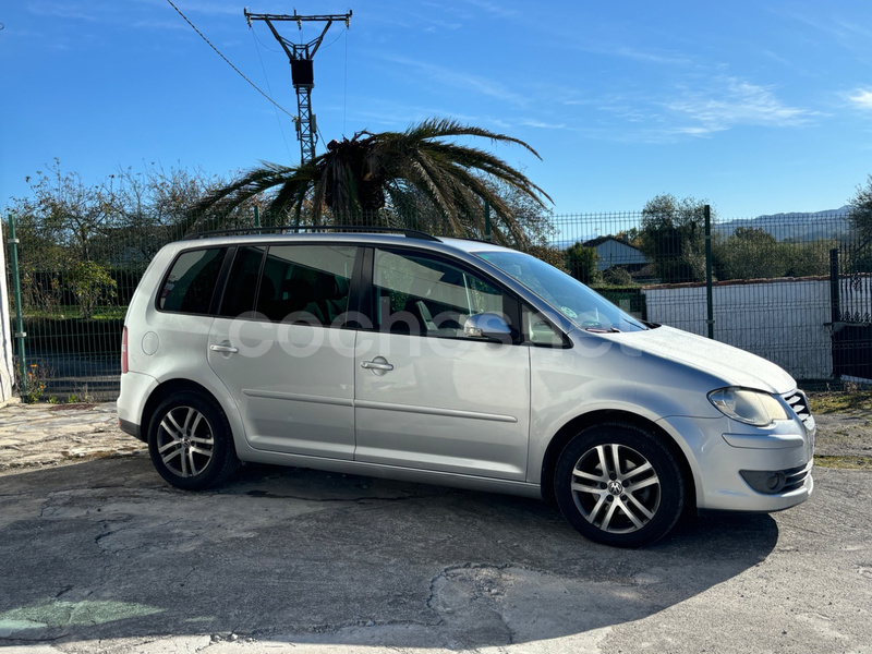 VOLKSWAGEN Touran 1.9 TDI 105 Traveller