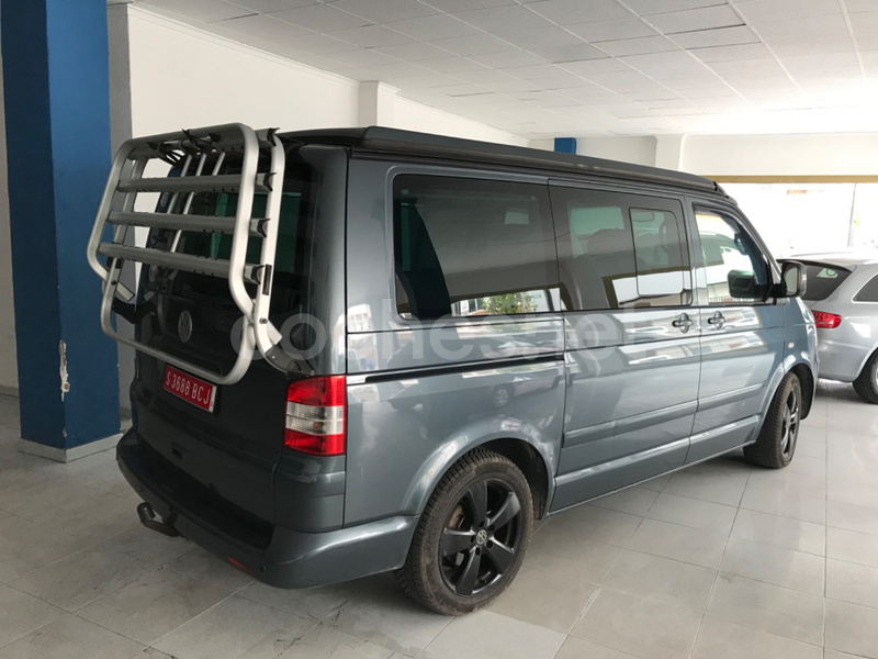 VOLKSWAGEN Multivan 2.5TDI Tiptronic Trendline