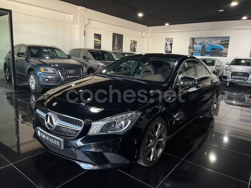 MERCEDES-BENZ Clase CLA CLA 220 CDI 4M Aut. Urban 4p.