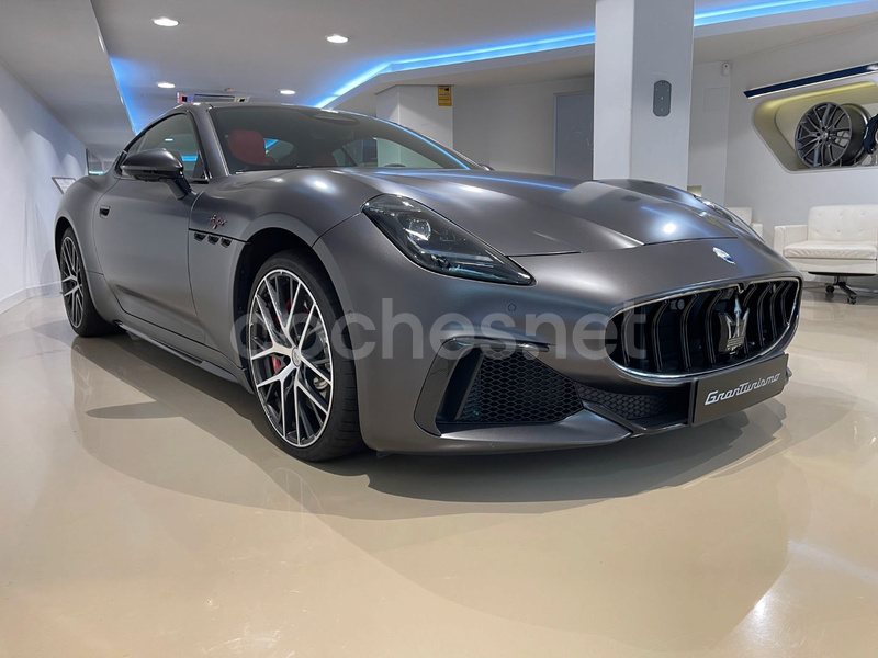 MASERATI GranTurismo Trofeo V6 AWD