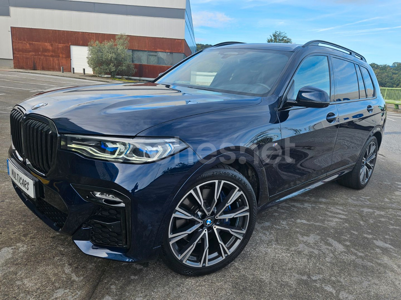 BMW X7 M50i