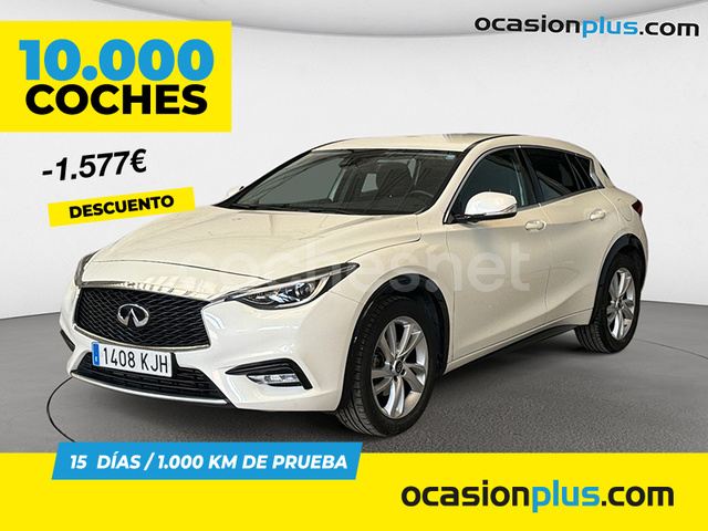 INFINITI Q30 1.5D PREMIUM