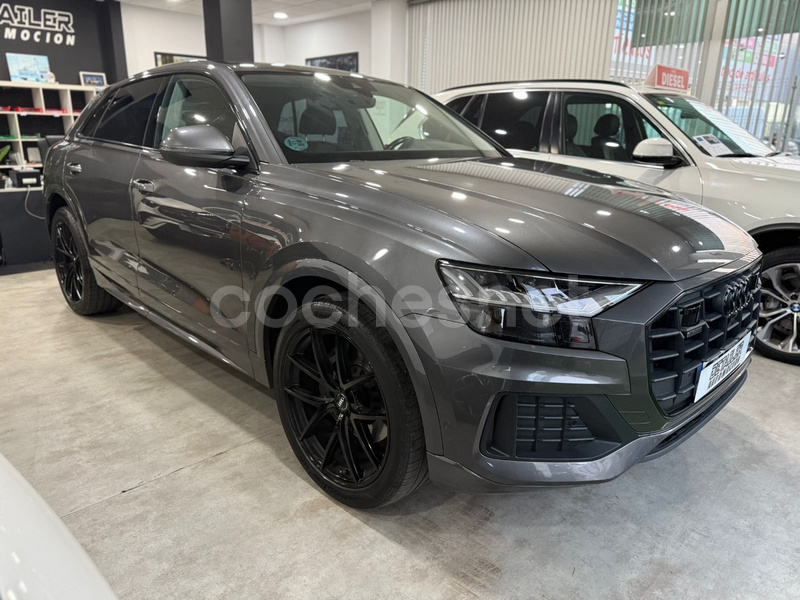 AUDI Q8 50 TDI Black L quattro tiptronic