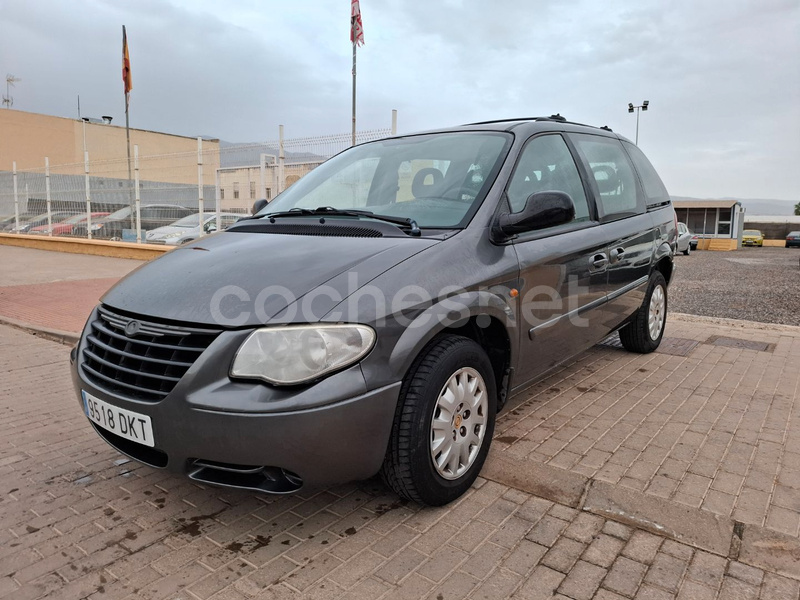 CHRYSLER Voyager LX 2.5 CRD