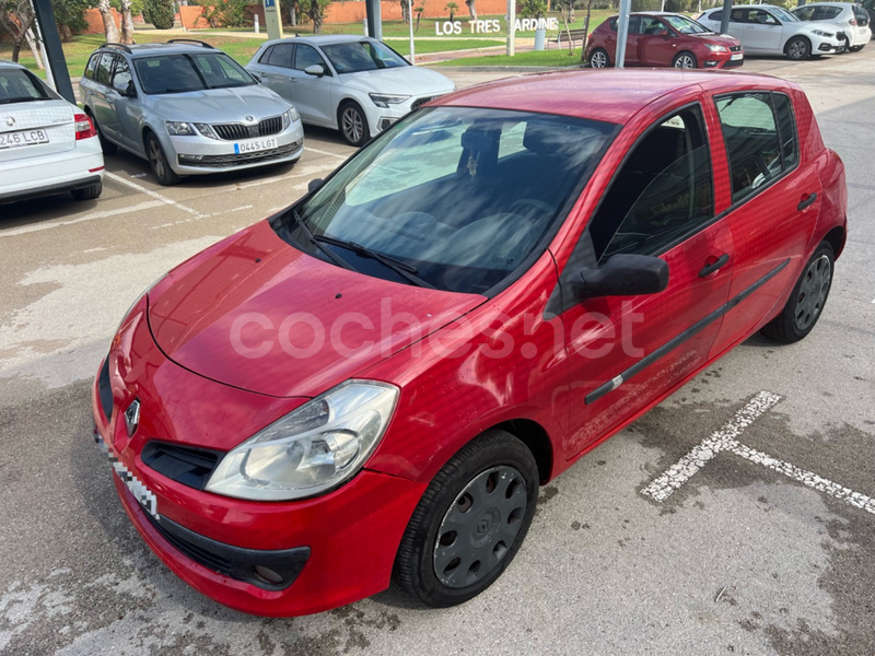 RENAULT Clio Authentique 1.5DCI70 eco2