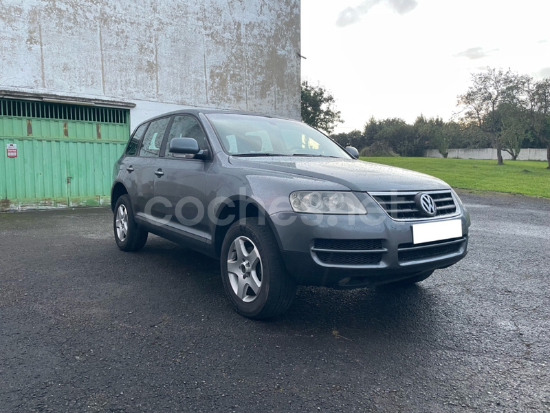 VOLKSWAGEN Touareg 2.5 R5 TDI Country