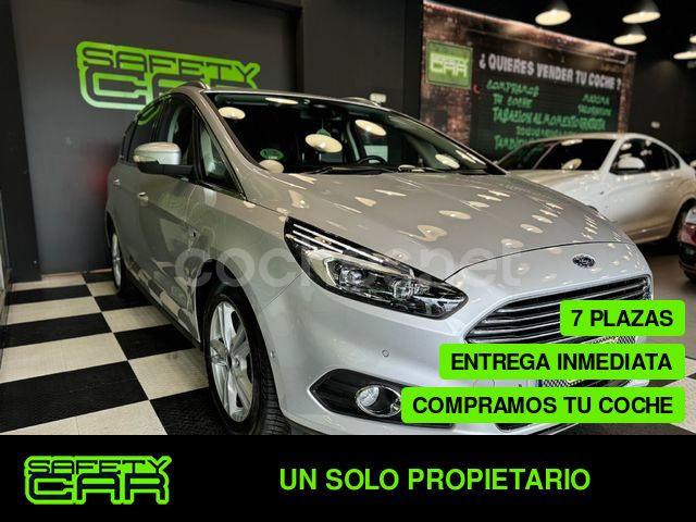 FORD S-MAX 2.0 TDCi Titanium