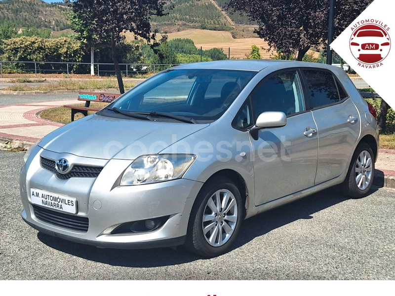 TOYOTA Auris 2.0 D4D Sol