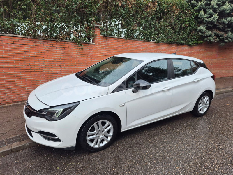 OPEL Astra 1.2T SHL Edition