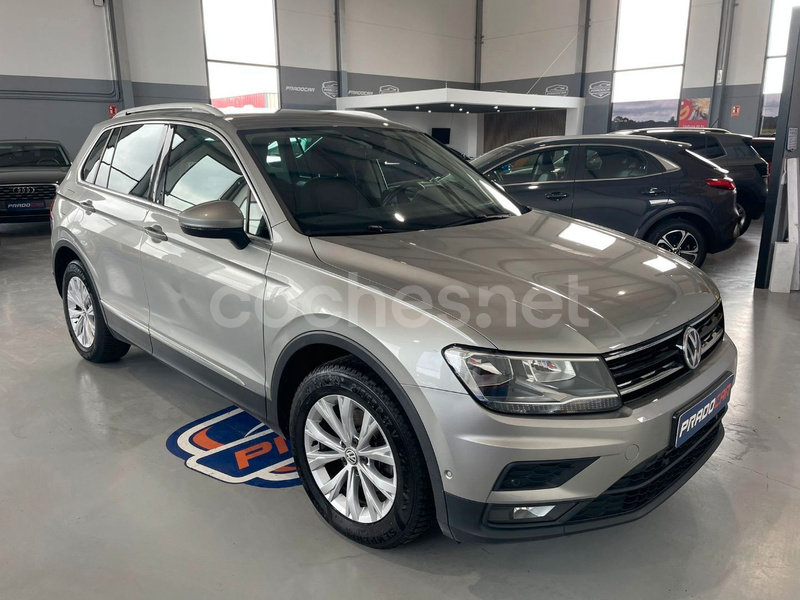 VOLKSWAGEN Tiguan Advance 2.0 TDI