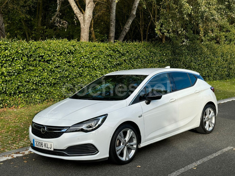 OPEL Astra 1.4 Turbo GSi Line