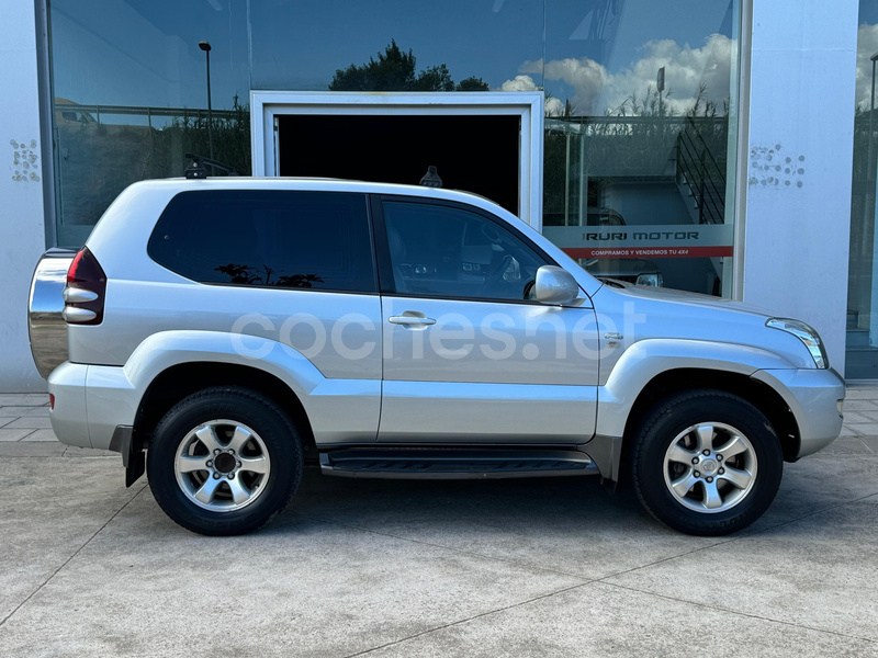 TOYOTA Land Cruiser 3.0 D4D VX