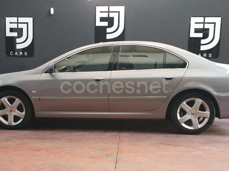 PEUGEOT 607 2.2 HDi Pack Diamante 4p.