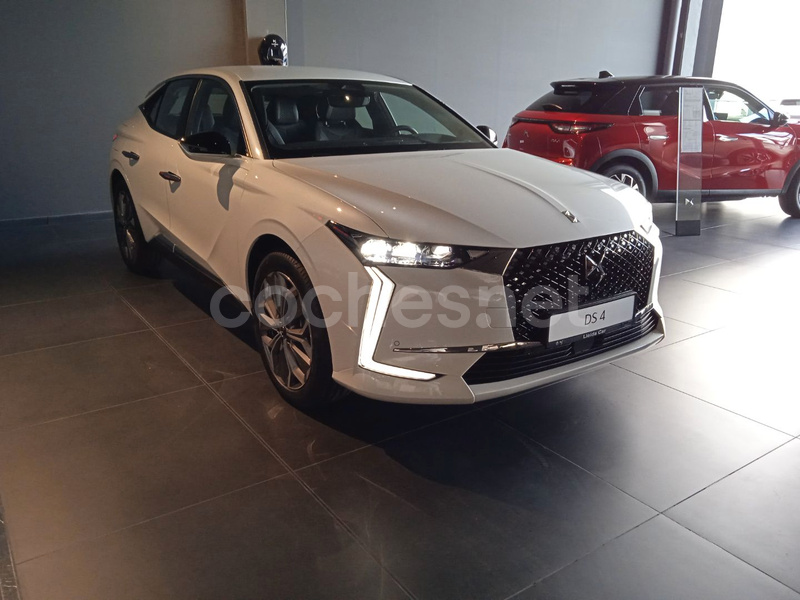 DS DS 4 CROSS ETENSE 225 TROCADERO