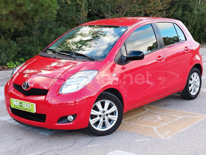 TOYOTA Yaris 1.3 VVTI Connect 5p.