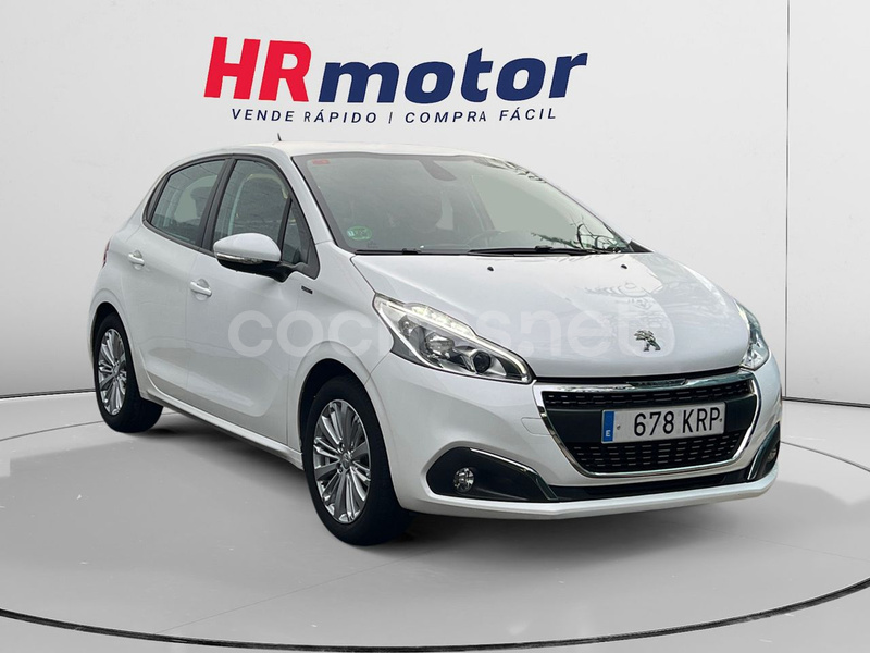 PEUGEOT 208 Signature 1.2L PureTech