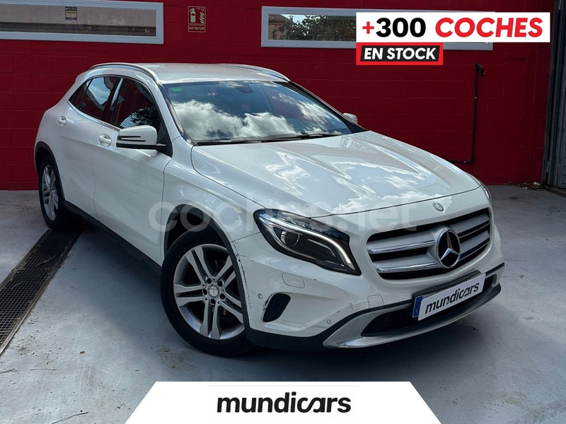 MERCEDES-BENZ Clase GLA GLA 200 d Style