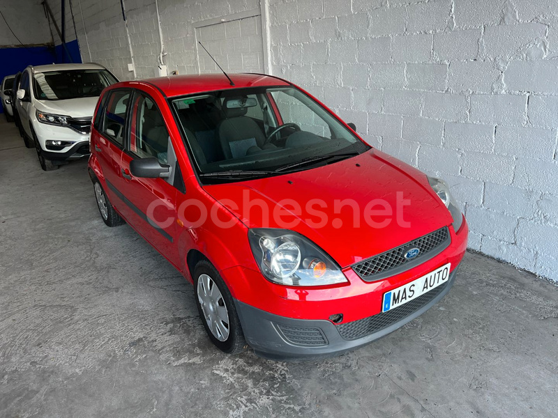 FORD Fiesta 1.3 Ambiente 5p.