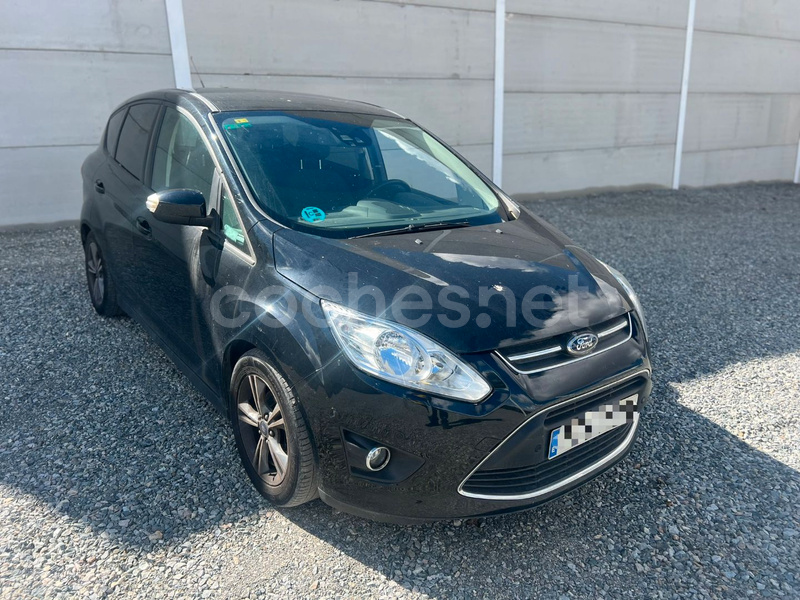 FORD C-Max 1.0 EcoBoost 125 Auto StartSt. Titanium