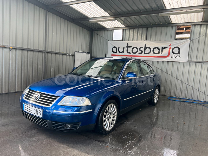 VOLKSWAGEN Passat 2.5 V6 TDi 4Motion Tipt Highline