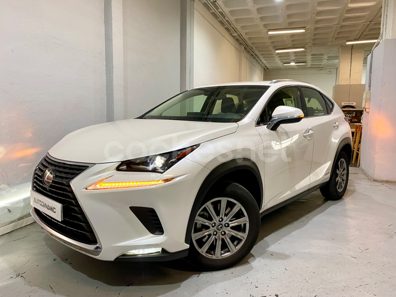 LEXUS NX 2.5 300h Business Navigation 2WD