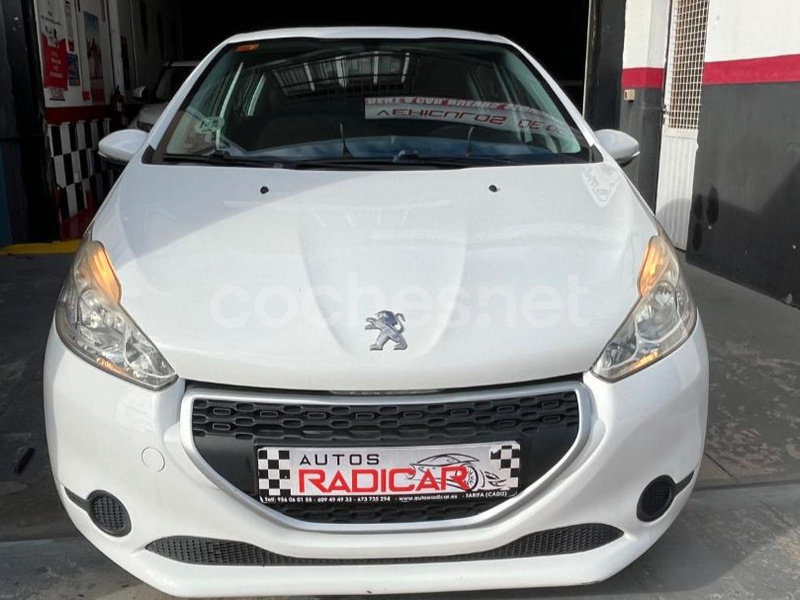 PEUGEOT 208 5P BUSINESS LINE 1.4 HDi 68 5p.