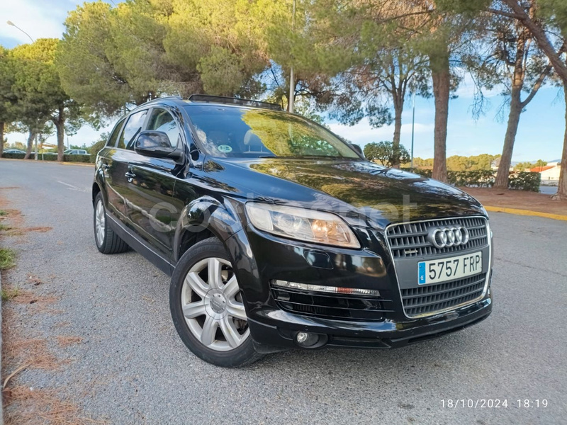 AUDI Q7 3.0 TDI quattro tiptronic