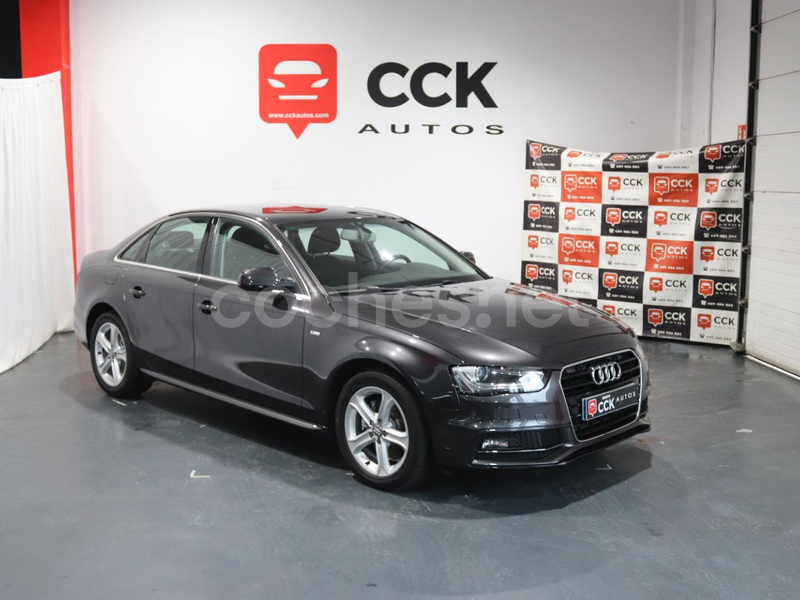 AUDI A4 2.0 TDI 150CV S line edition 4p.