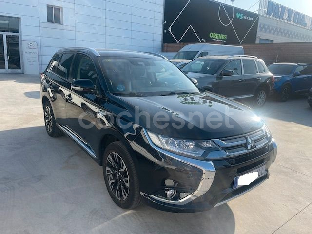 MITSUBISHI Outlander 2.0 PHEV Kaiteki Auto 4WD