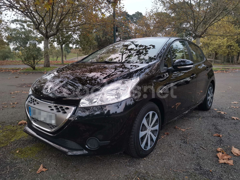 PEUGEOT 208 STYLE 1.4 HDi 68